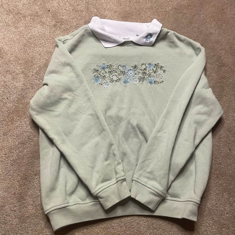 Hastings and smith green pull over with collar